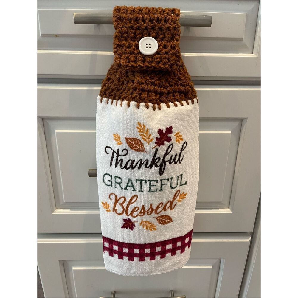 Crochet Top Kitchen Towel-Thankful Grateful Blessed. Brown topper
